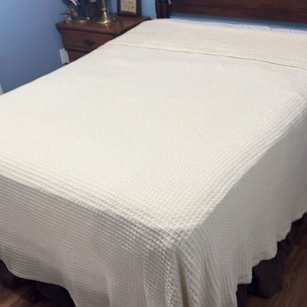 King Cream Waffle Weave Cotton Blanket